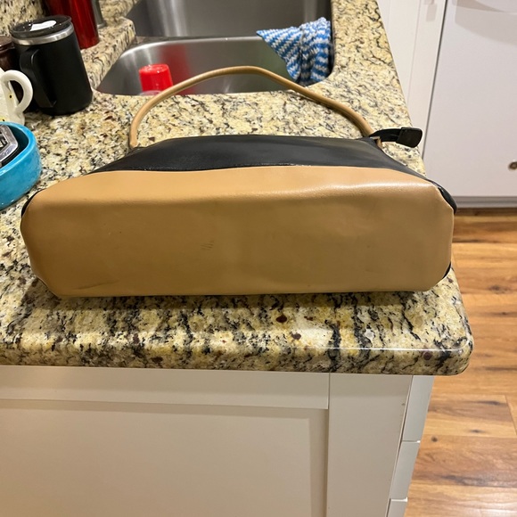 Sagi Made in Italy All leather two-tone Handbag 9X15 - Picture 6 of 8